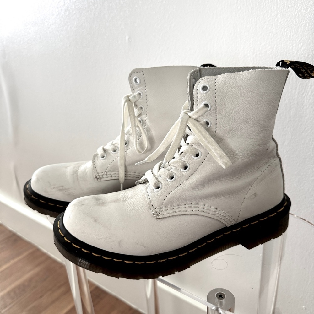 Dr Martens Virginia Leather 1460